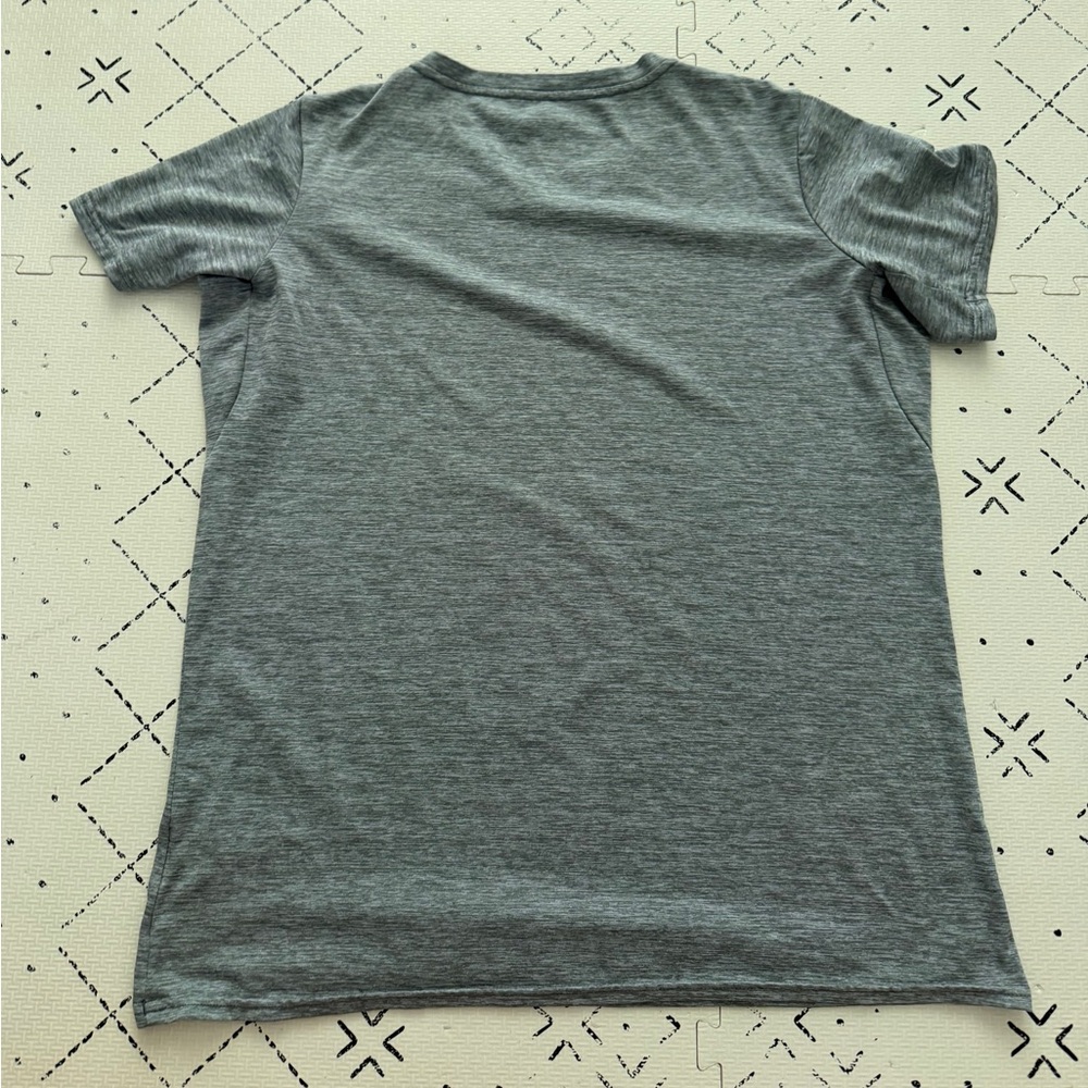Patagonia Capilene Base-layer T-Shirt Top Short Sleeve V-Neck Womens M - Picture 6 of 7